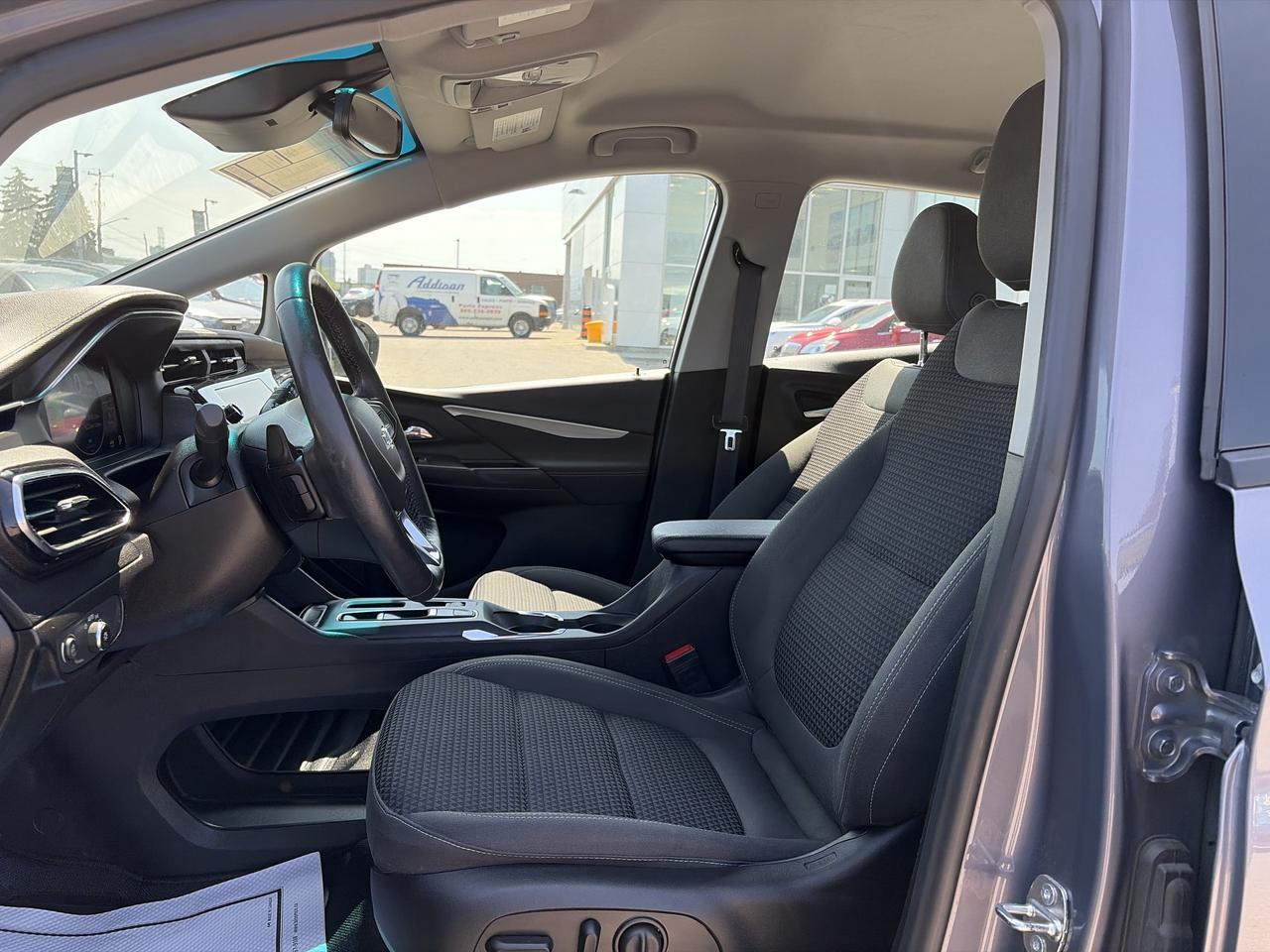 2023 Chevrolet ChevroletBolt_EUV 1LT Photo