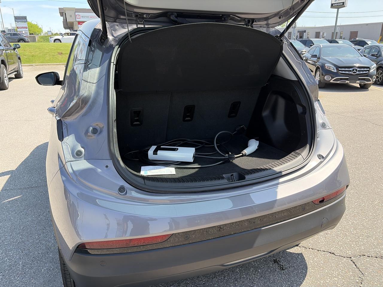 2023 Chevrolet ChevroletBolt_EUV 1LT Photo