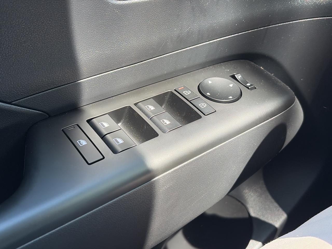 2025 Hyundai KONA 1.6T Preferred Sport AWD   Sunroof   Heated Seats Photo