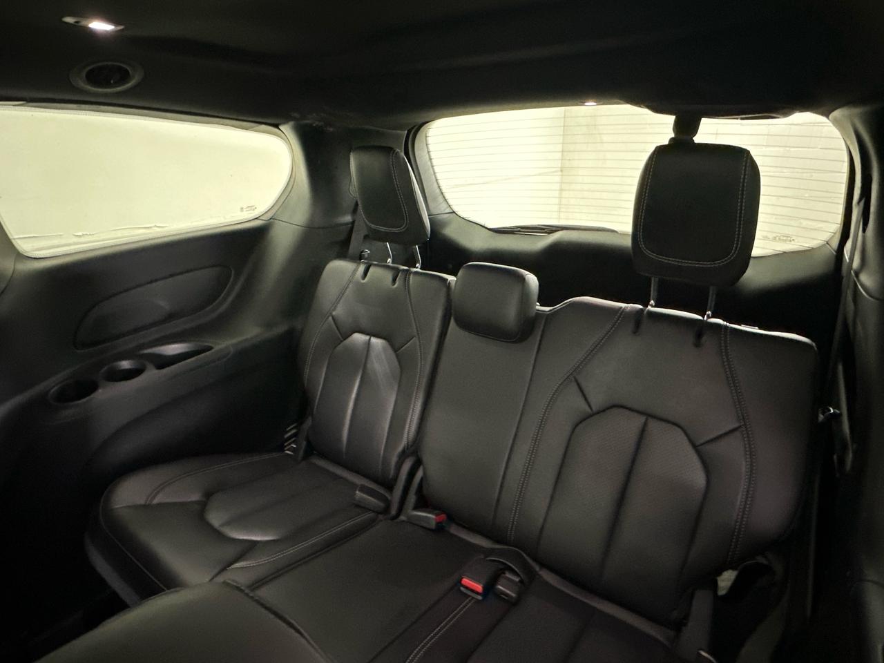 2023 Chrysler Pacifica Touring-L Photo