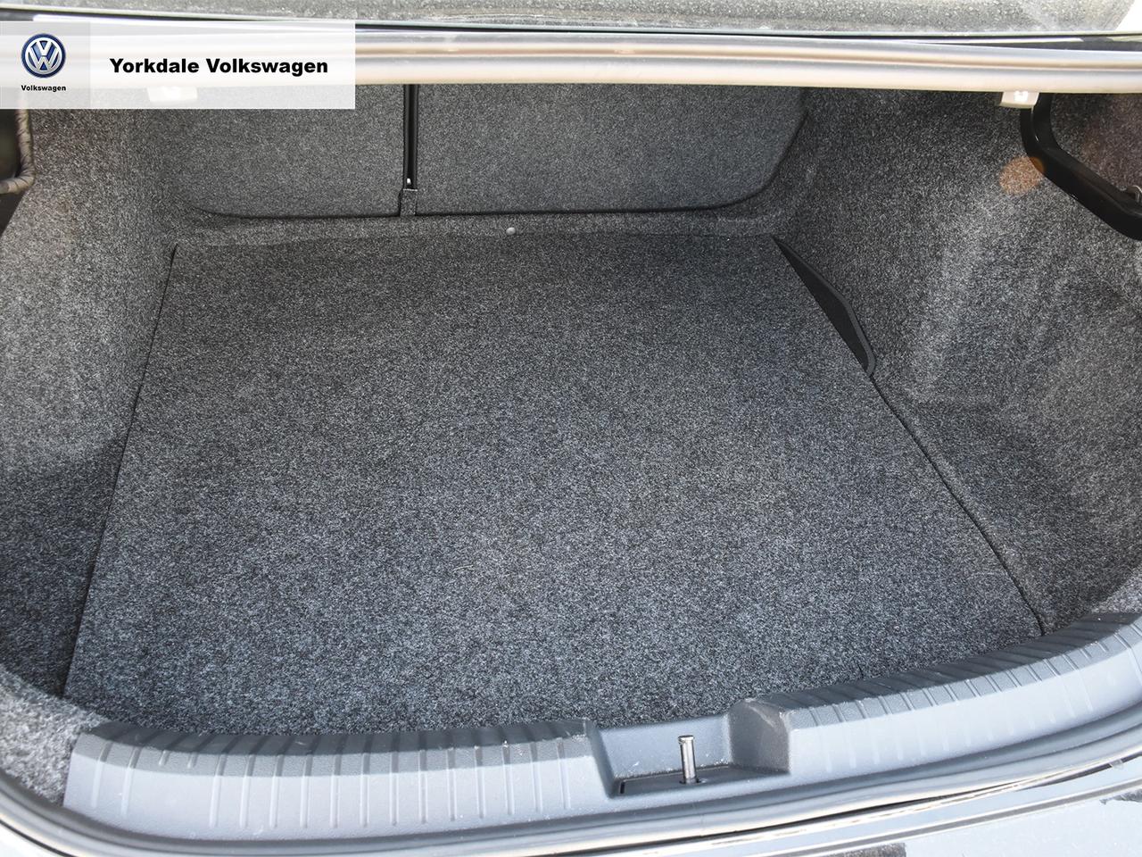 2023 Volkswagen Jetta Trendline Photo