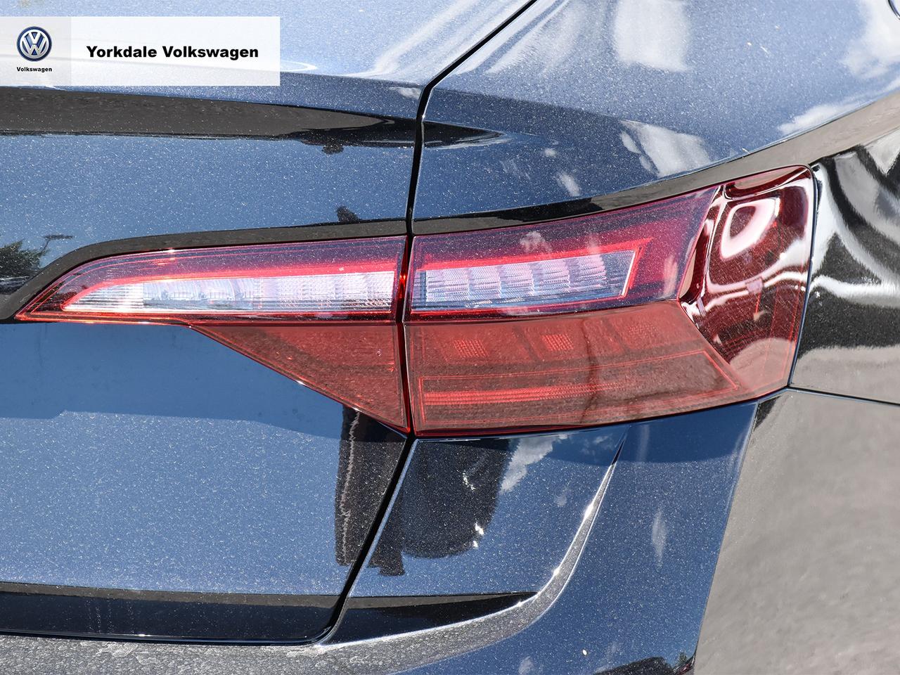 2023 Volkswagen Jetta Trendline Photo
