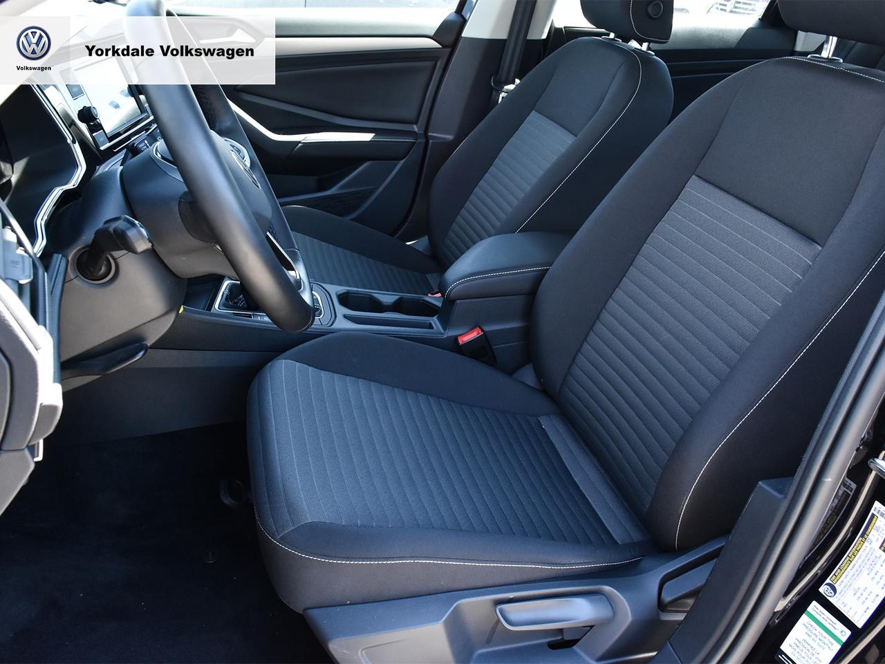 2023 Volkswagen Jetta Trendline Photo