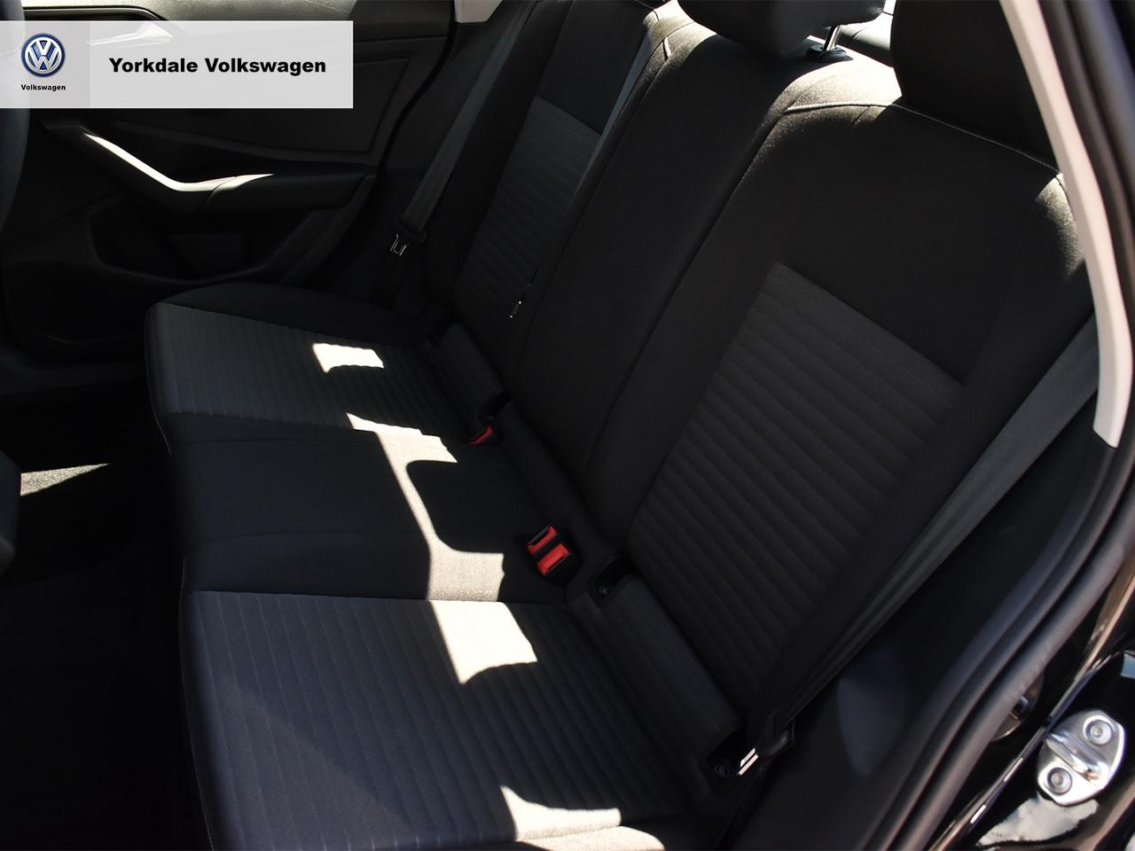 2023 Volkswagen Jetta Trendline Photo