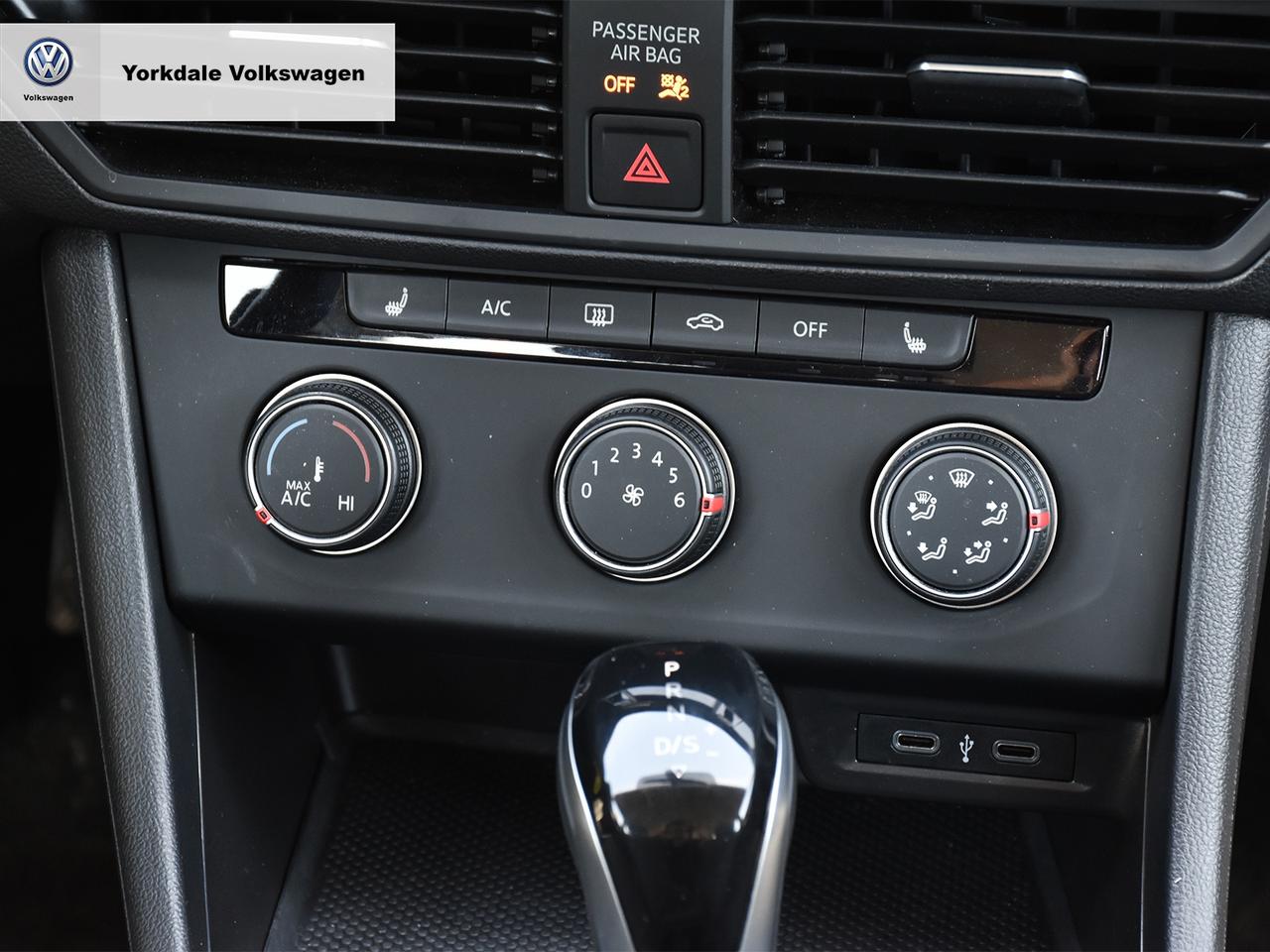 2023 Volkswagen Jetta Trendline Photo