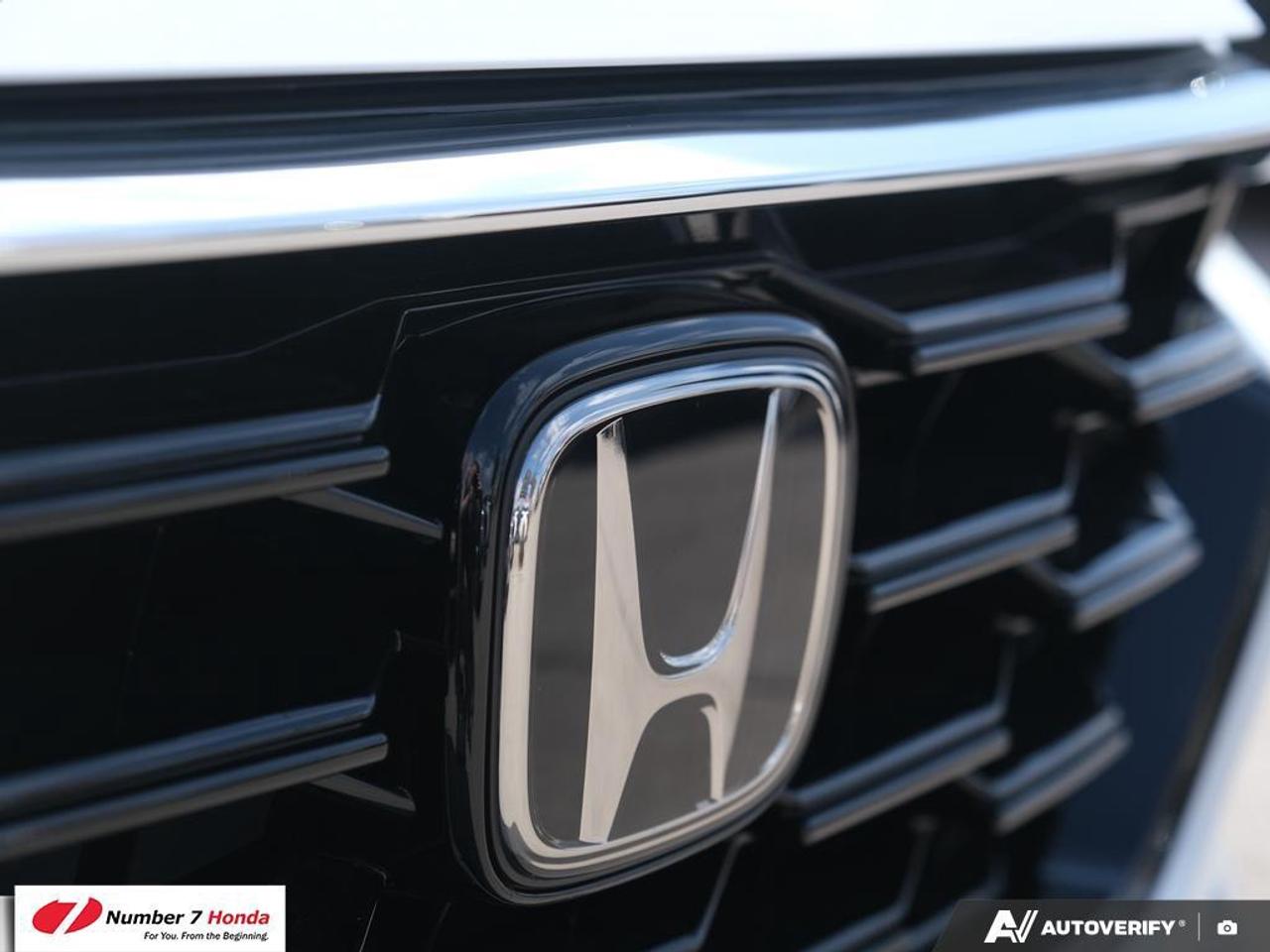 2025 Honda CR-V 4dr Awd Sport Photo