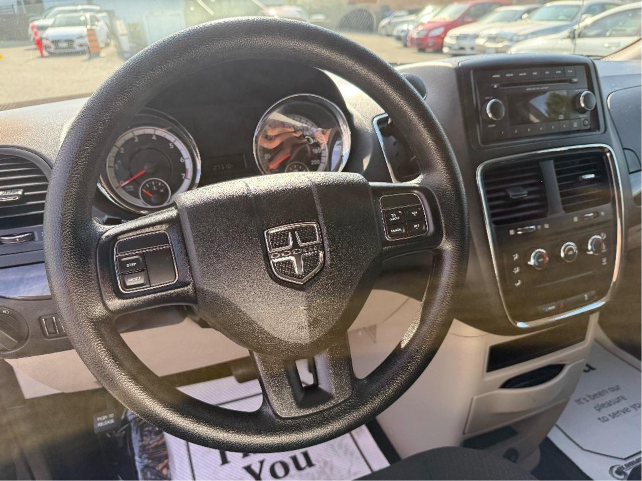 2019 Dodge Grand Caravan Only27,200KM Like New! CleanCarfax B.Cam Bluetooth Photo