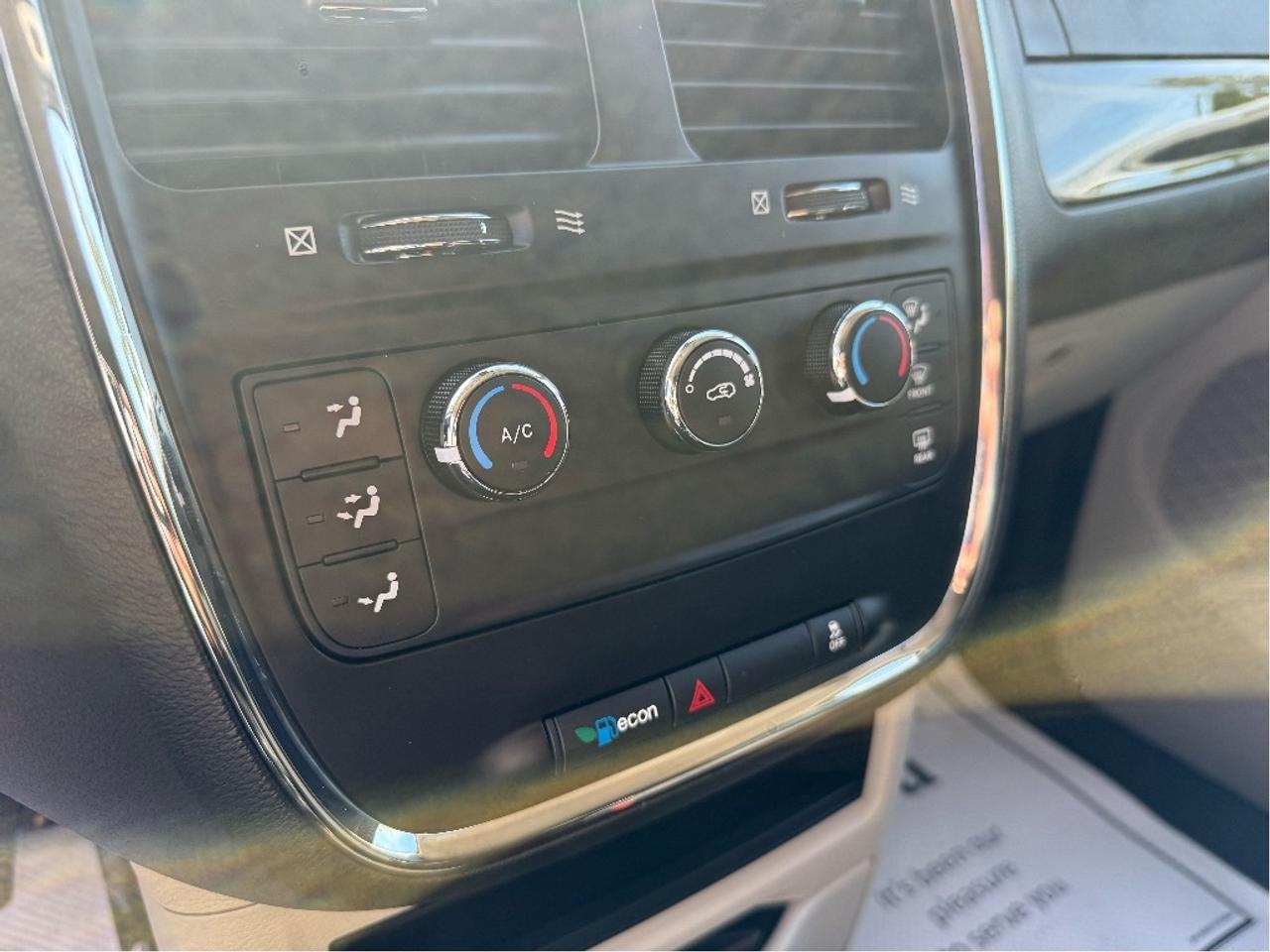 2019 Dodge Grand Caravan Only27,200KM Like New! CleanCarfax B.Cam Bluetooth Photo