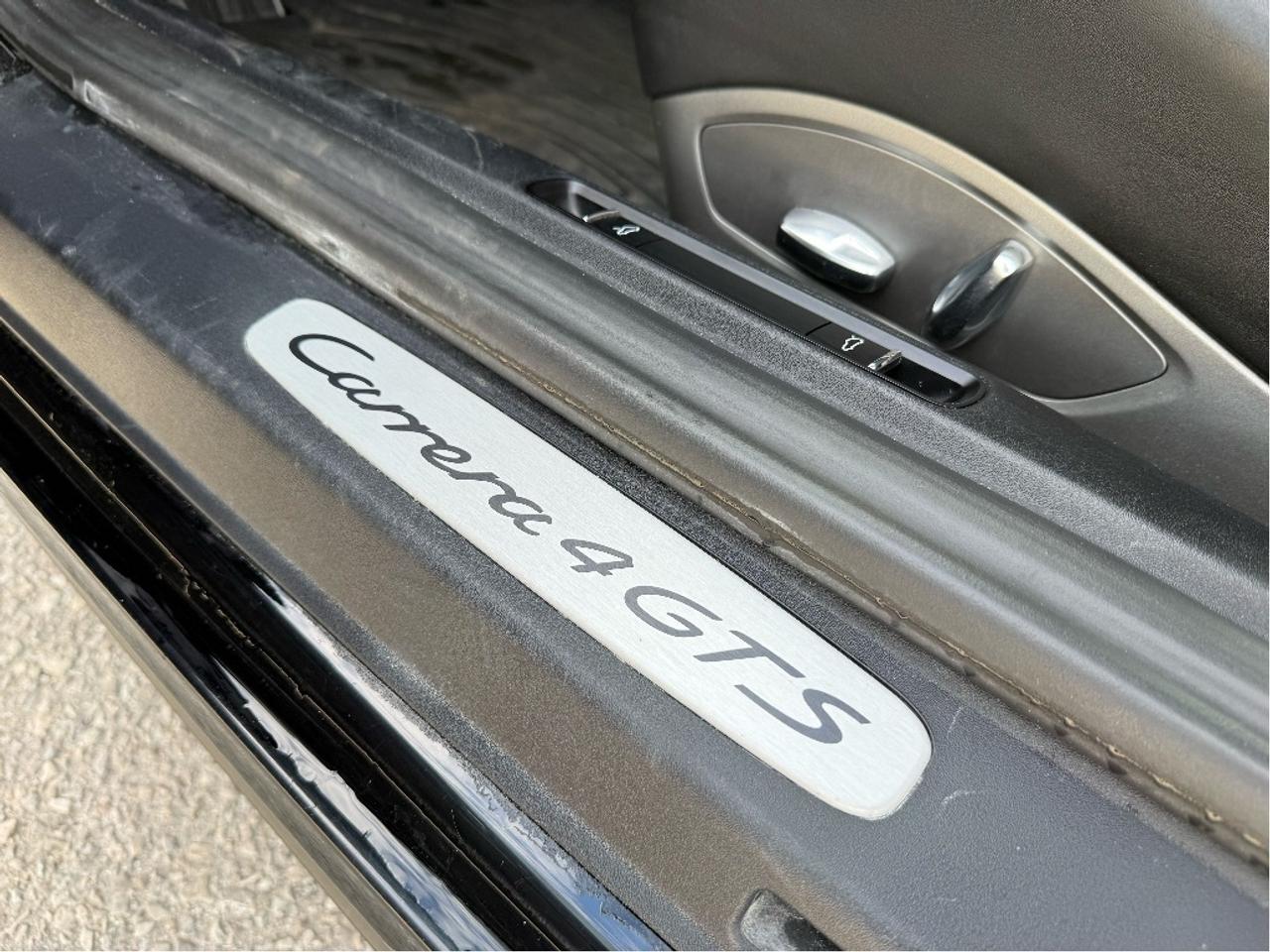 2018 Porsche 911 7 SPEED MANUAL Carrera 4 GTS UltraRare Loaded Photo