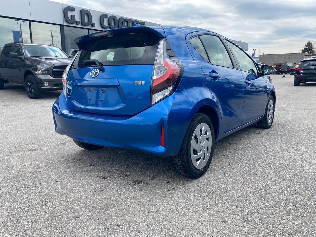 2019 Toyota Prius c Upgrade Hybrid ~Bluetooth ~Camera ~Lane Assist Photo3