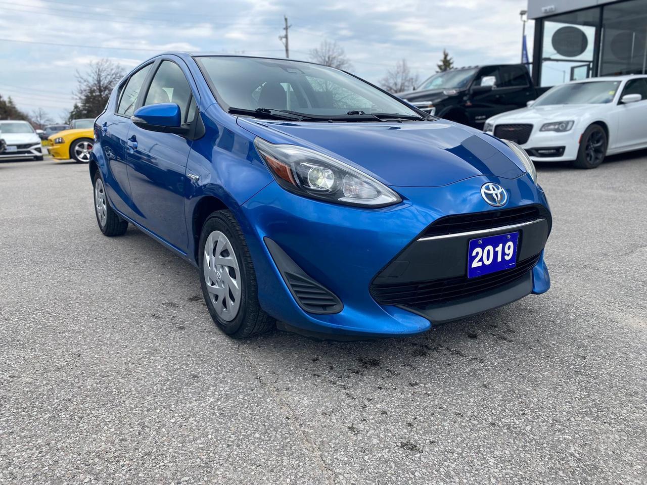 2019 Toyota Prius c Upgrade Hybrid ~Bluetooth ~Camera ~Lane Assist Photo4