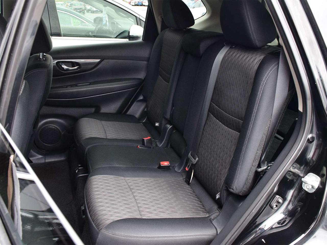 2019 Nissan Rogue S AWD ~Heated Seats + Wheel ~Camera ~CarPlay Photo