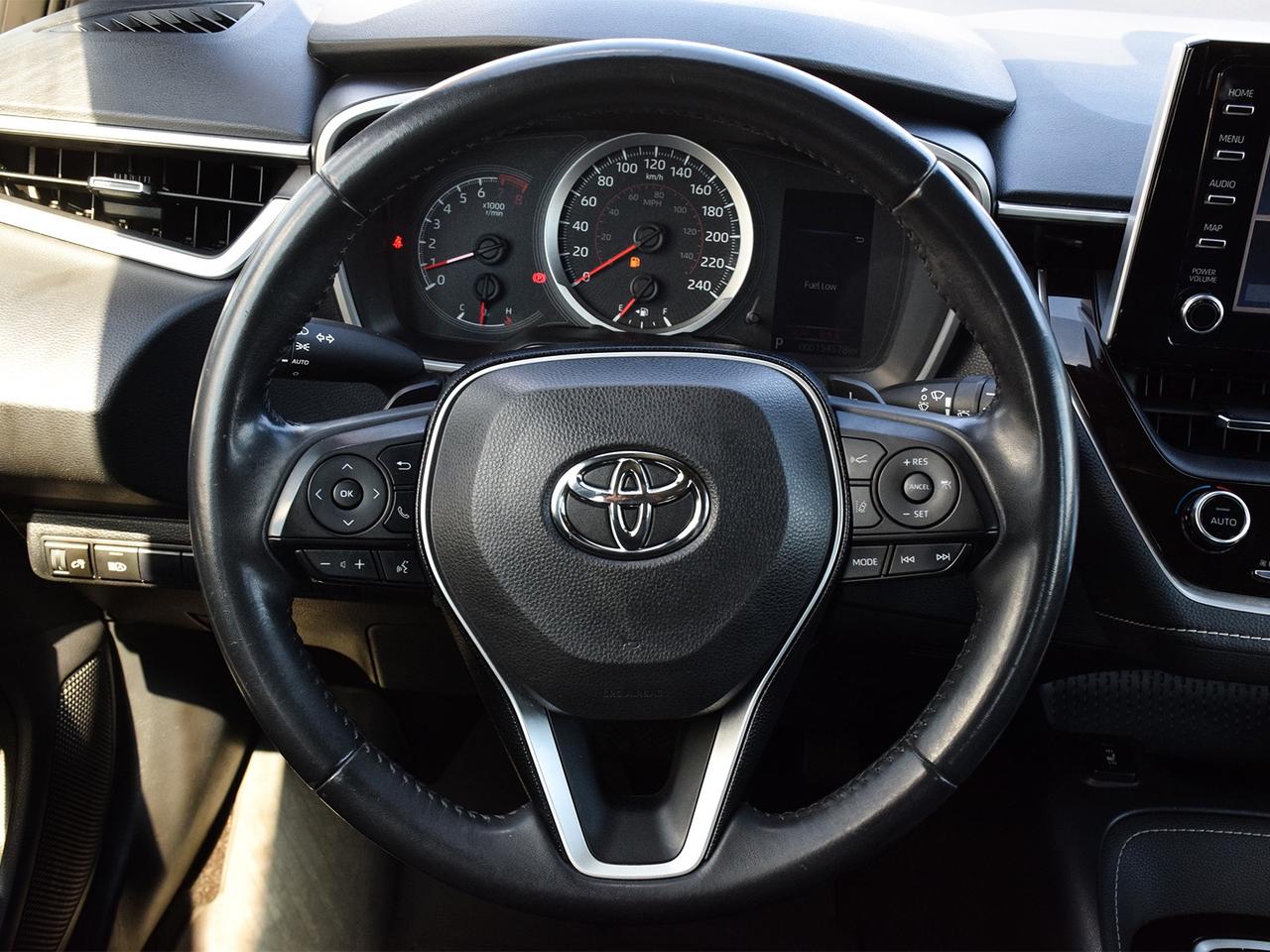2019 Toyota Corolla Hatchback Heated Seats ~Bluetooth ~Alloys ~Carplay ~Camera Photo