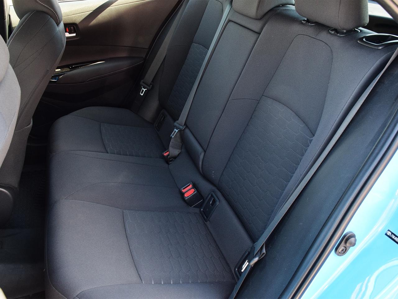 2019 Toyota Corolla Hatchback Heated Seats ~Bluetooth ~Alloys ~Carplay ~Camera Photo