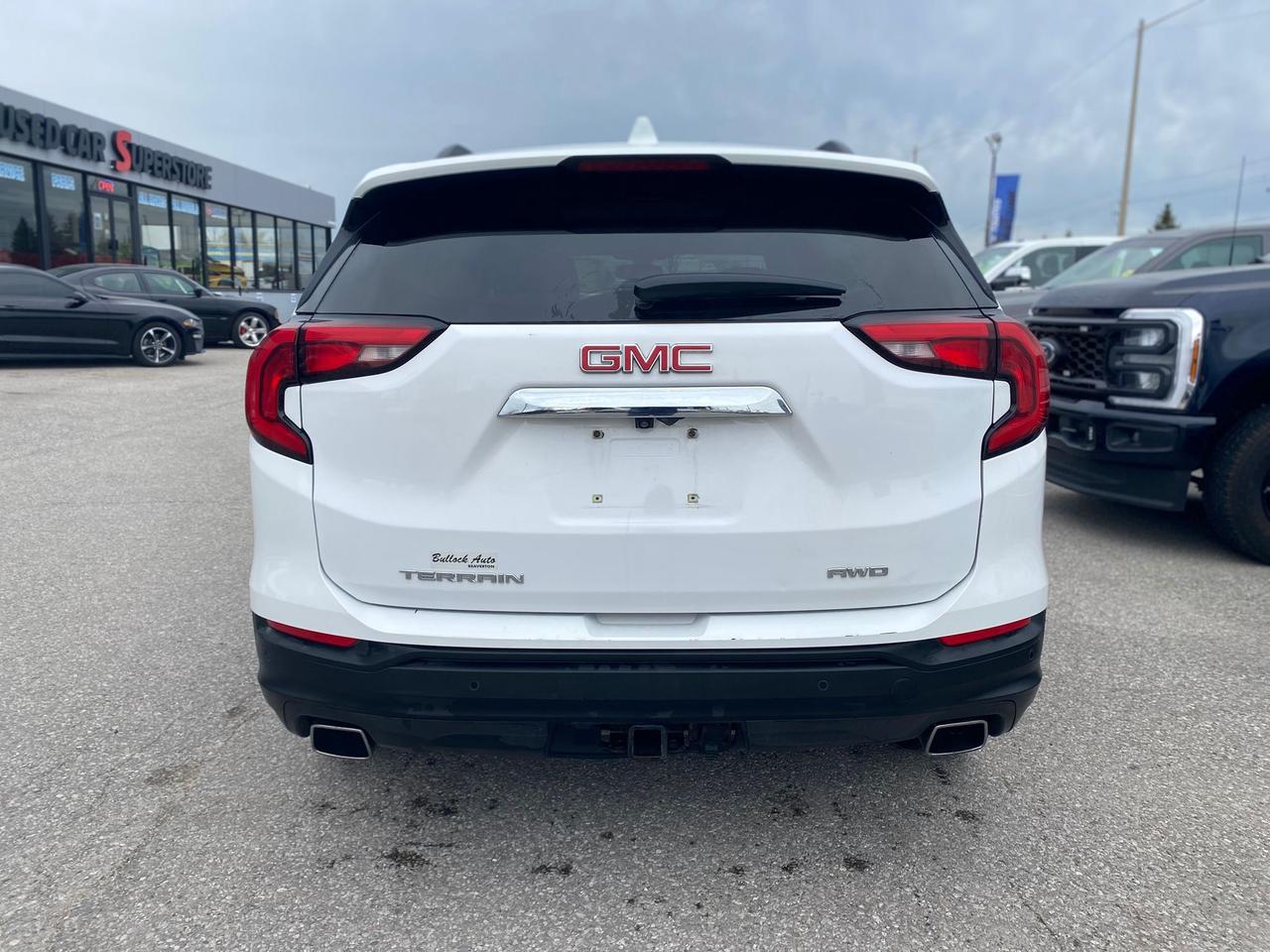 2019 GMC Terrain SLE AWD ~Nav ~Heated Seats ~Moonroof ~Bluetooth Photo