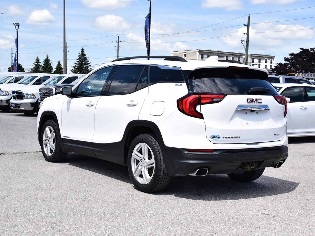 2019 GMC Terrain SLE AWD ~Nav ~Heated Seats ~Moonroof ~Bluetooth Photo
