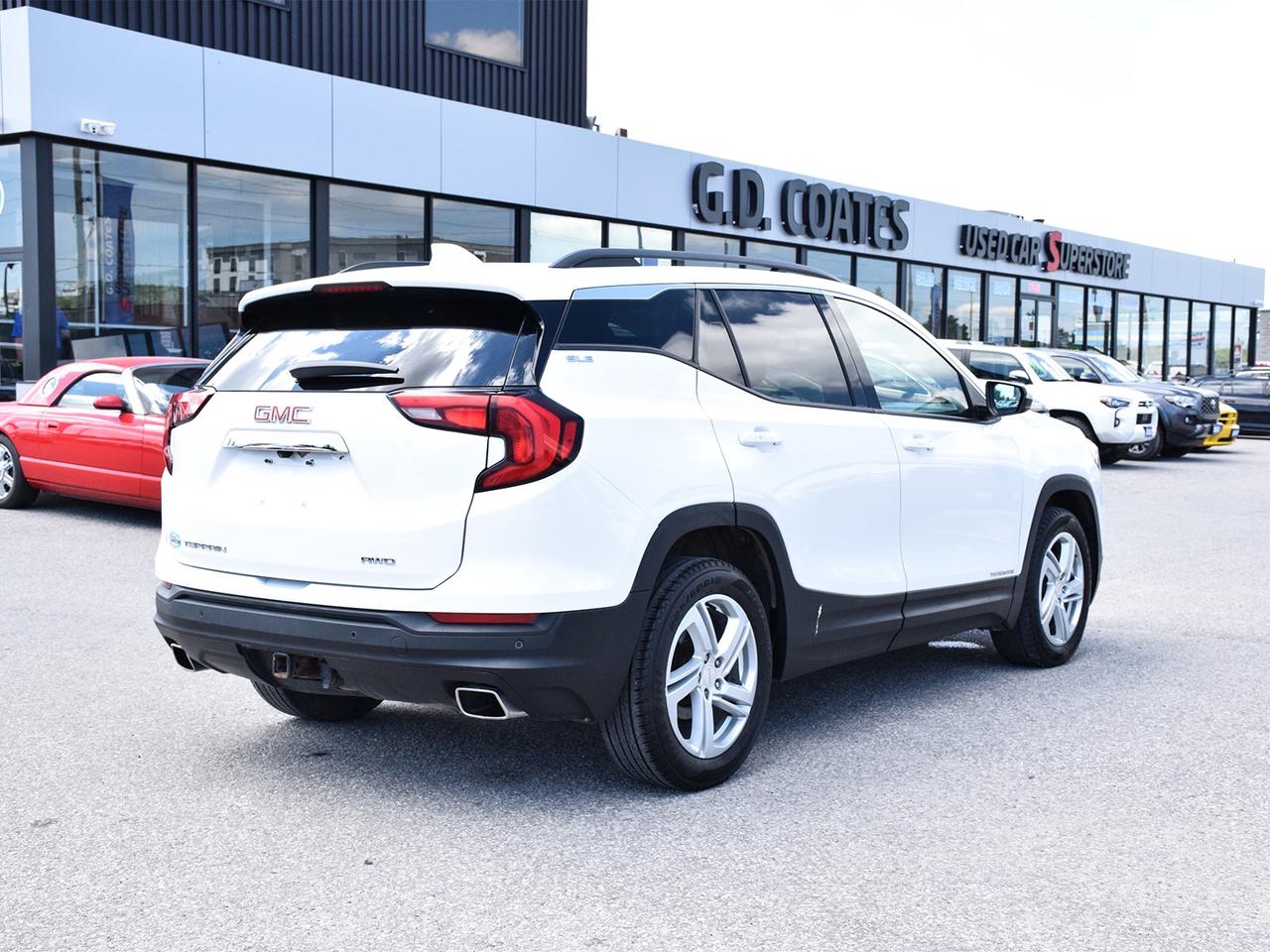 2019 GMC Terrain SLE AWD ~Nav ~Heated Seats ~Moonroof ~Bluetooth Photo