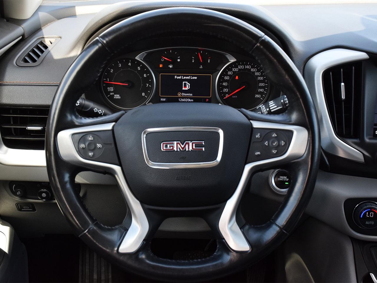 2019 GMC Terrain SLE AWD ~Nav ~Heated Seats ~Moonroof ~Bluetooth Photo