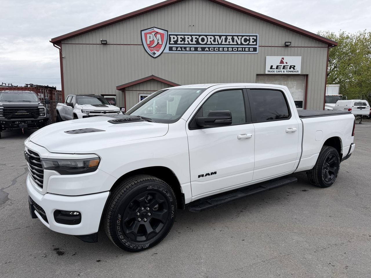 2025 RAM 1500 Sport 4x4 Crew Cab 6'4  Box Photo