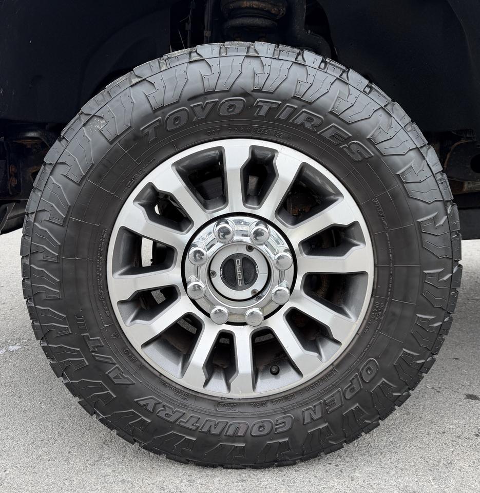 2019 Ford F-250 XL 4WD Reg Cab 8' Box Photo