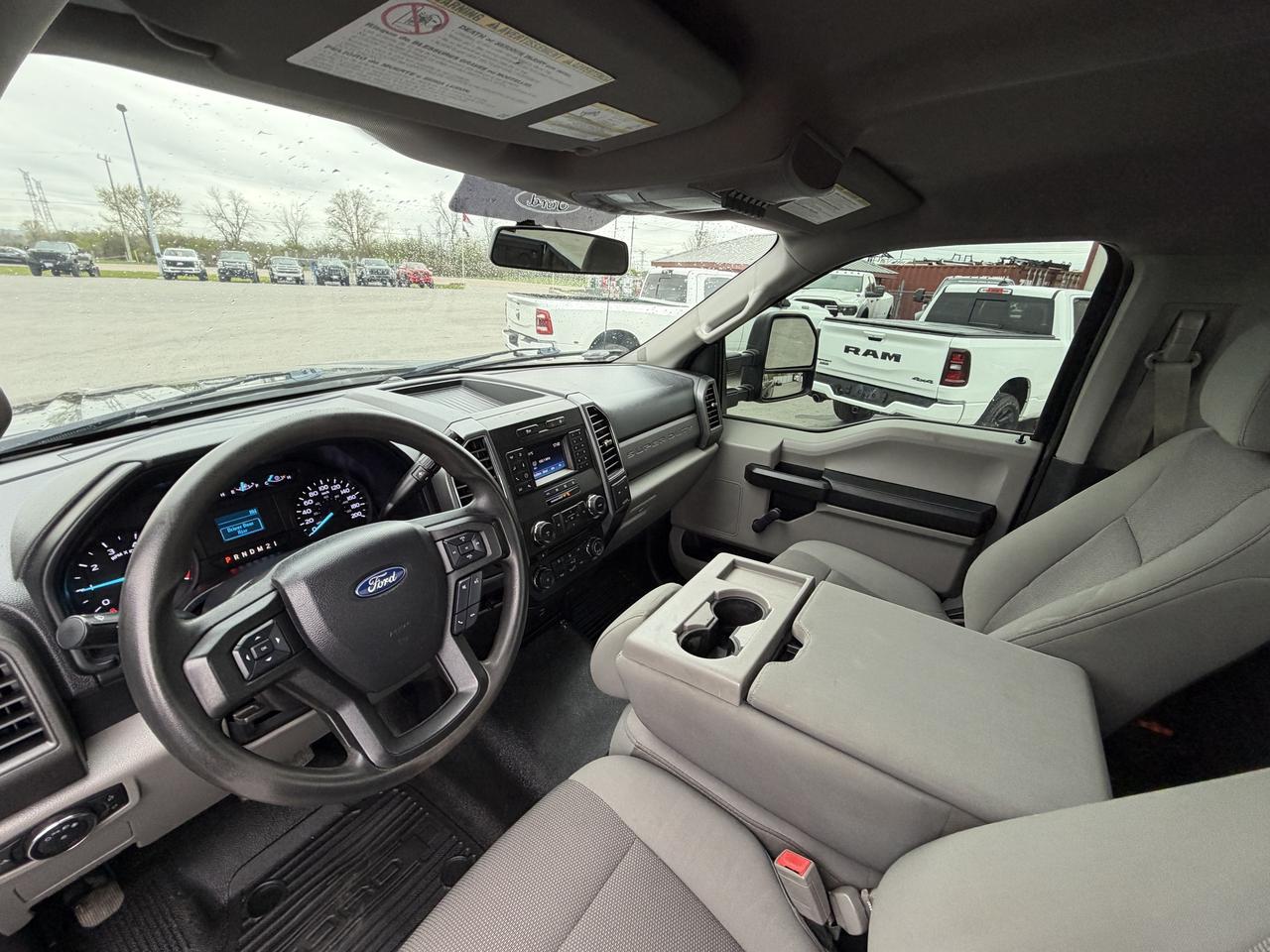 2019 Ford F-250 XL 4WD Reg Cab 8' Box Photo