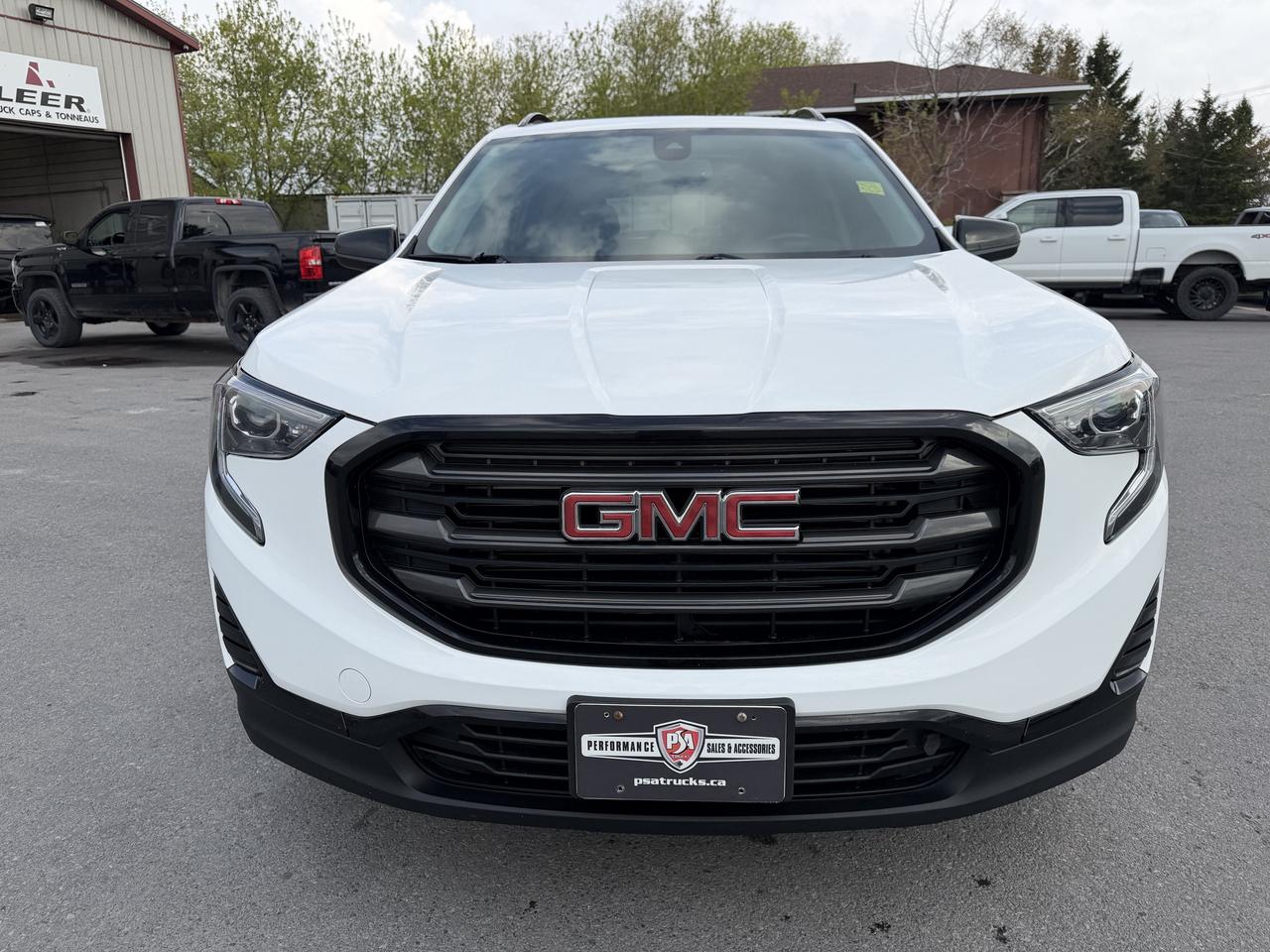 2021 GMC Terrain AWD 4DR SLE Photo