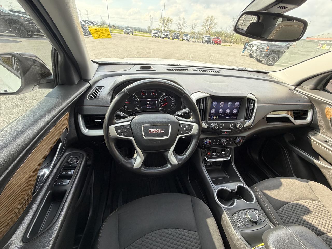 2021 GMC Terrain AWD 4DR SLE Photo