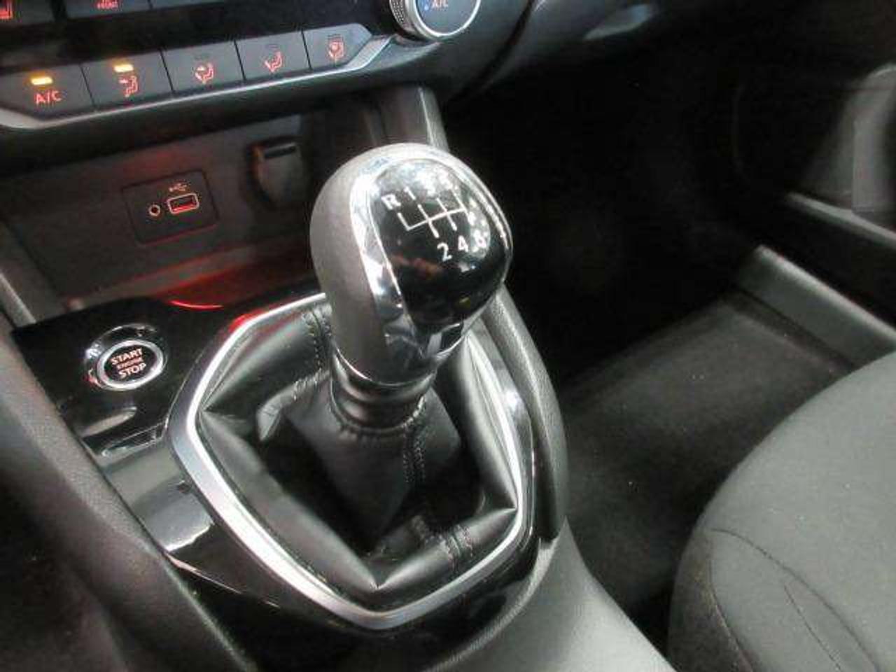 2024 Nissan Sentra 6-SPEED MANUAL! A/C, APPLE/ANDROID, JUST 20K! Photo