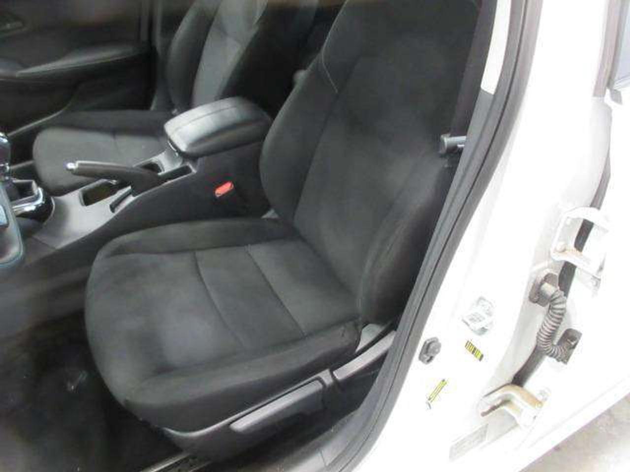 2024 Nissan Sentra 6-SPEED MANUAL! A/C, APPLE/ANDROID, JUST 20K! Photo
