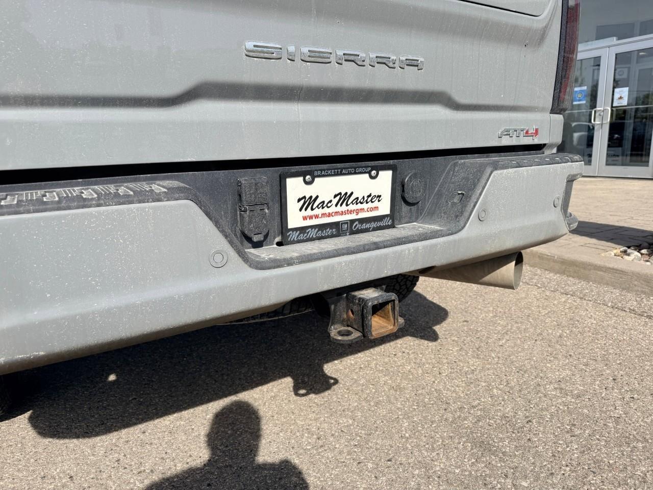 2025 GMC SIERRA 2500HD 4WD Crew Cab 159  AT4 Photo