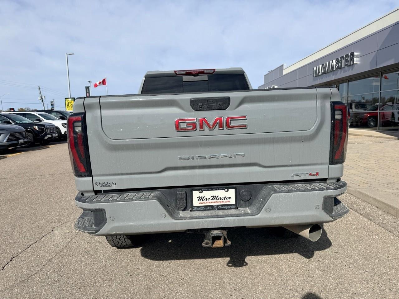 2025 GMC SIERRA 2500HD 4WD Crew Cab 159  AT4 Photo