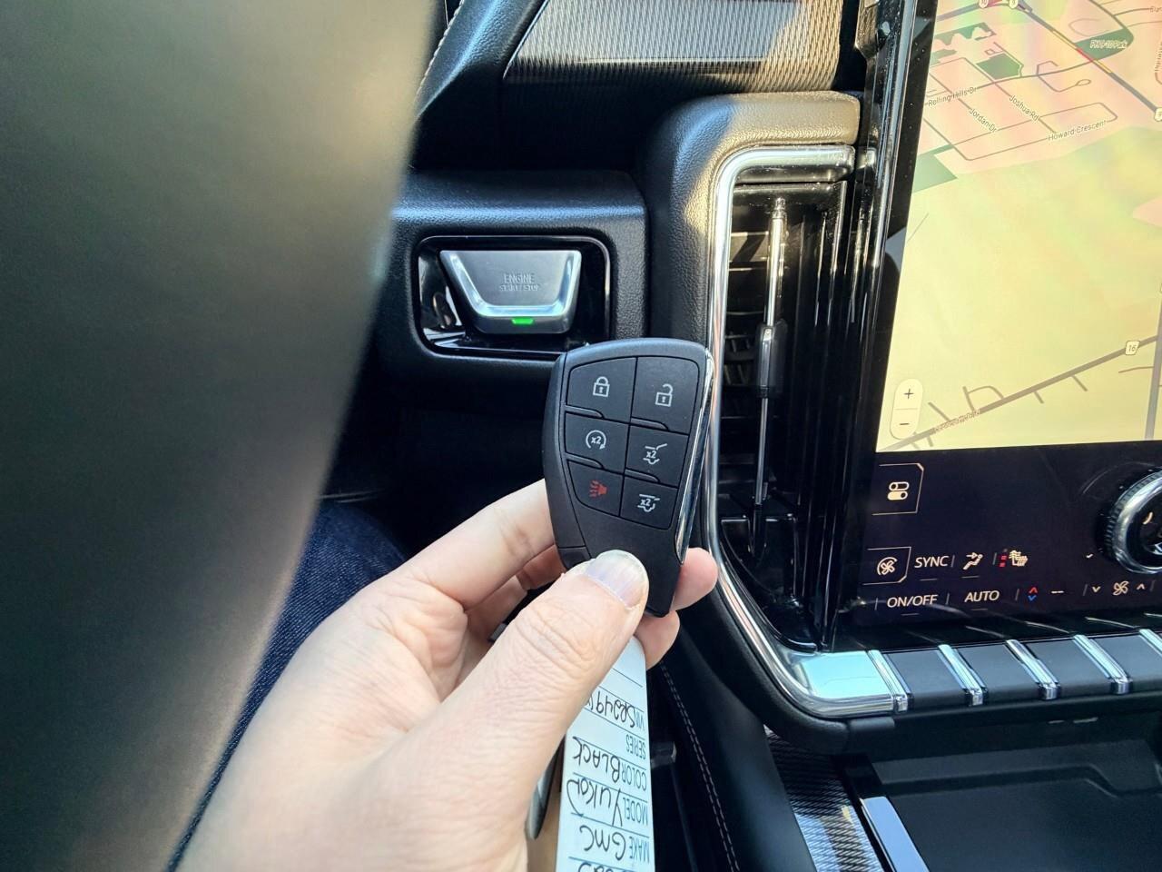 2025 GMC Yukon ElevationELEVATION, 5.3L V8, ALLOYS, 7-PASSENGER, Photo