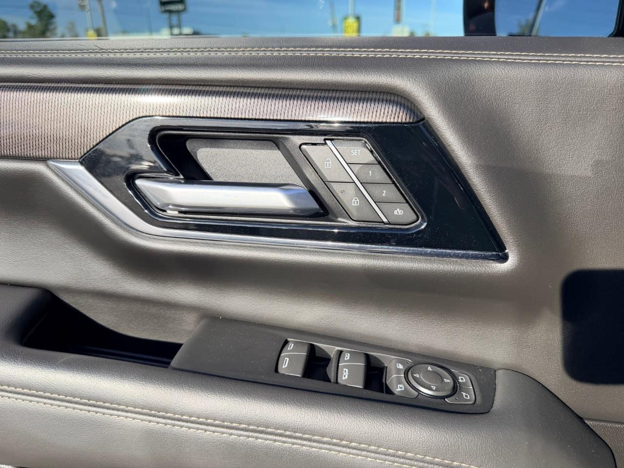 2025 GMC Yukon ElevationELEVATION, 5.3L V8, ALLOYS, 7-PASSENGER, Photo