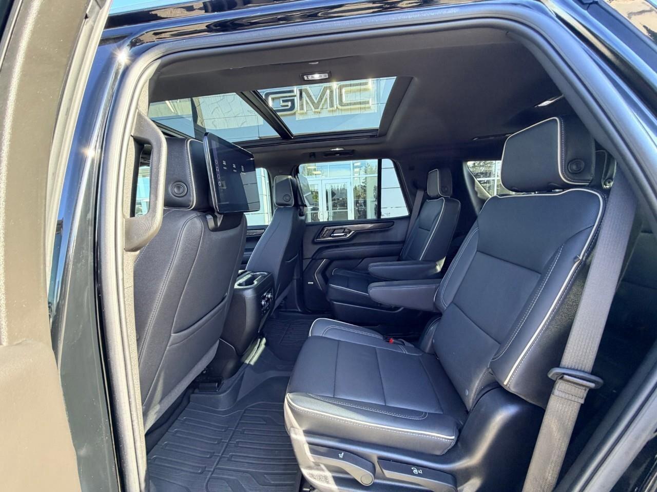 2025 GMC Yukon ElevationELEVATION, 5.3L V8, ALLOYS, 7-PASSENGER, Photo