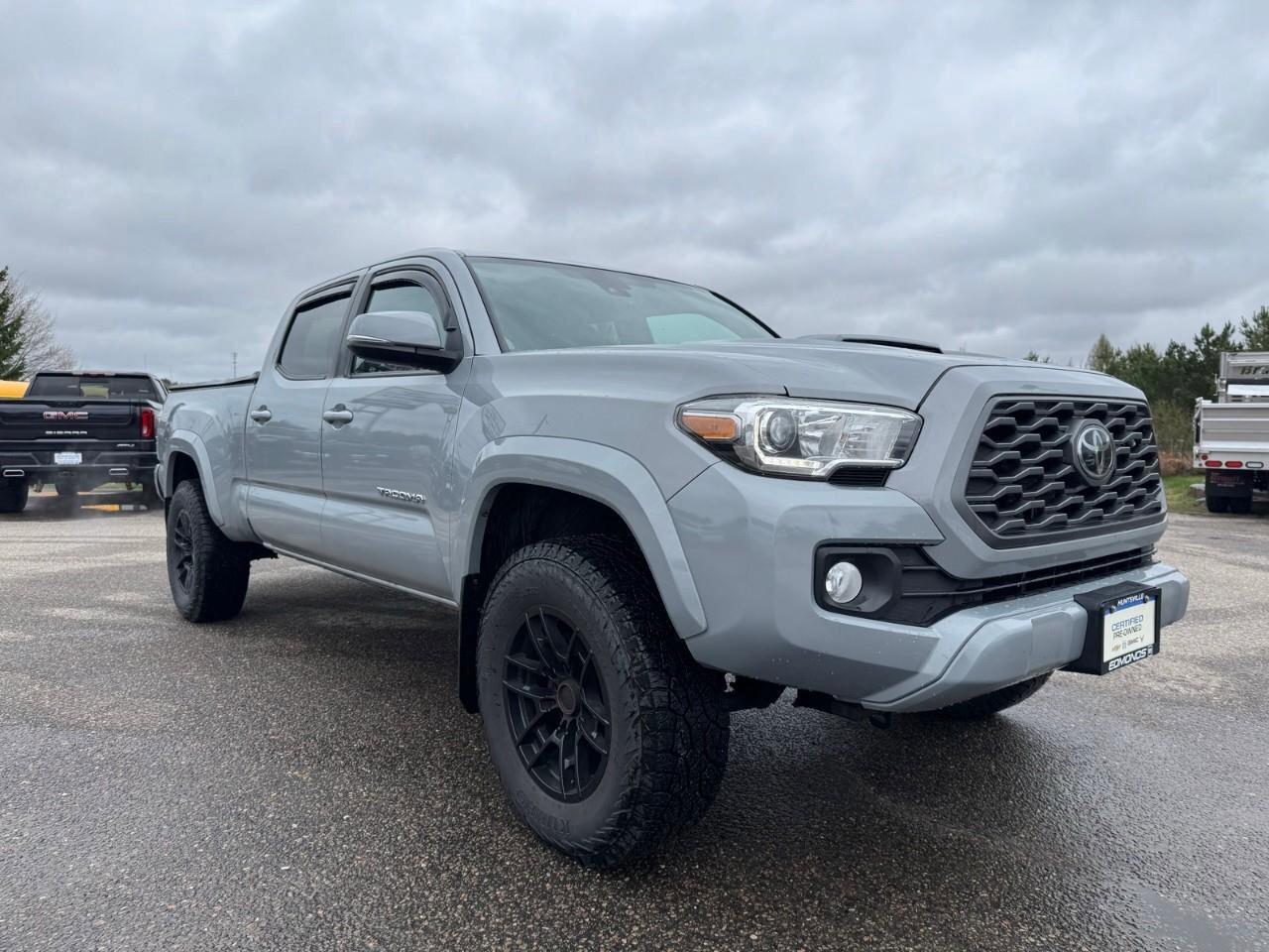 2020 Toyota Tacoma Tonneau Cover   Keyless Entry   Heated Seats Photo