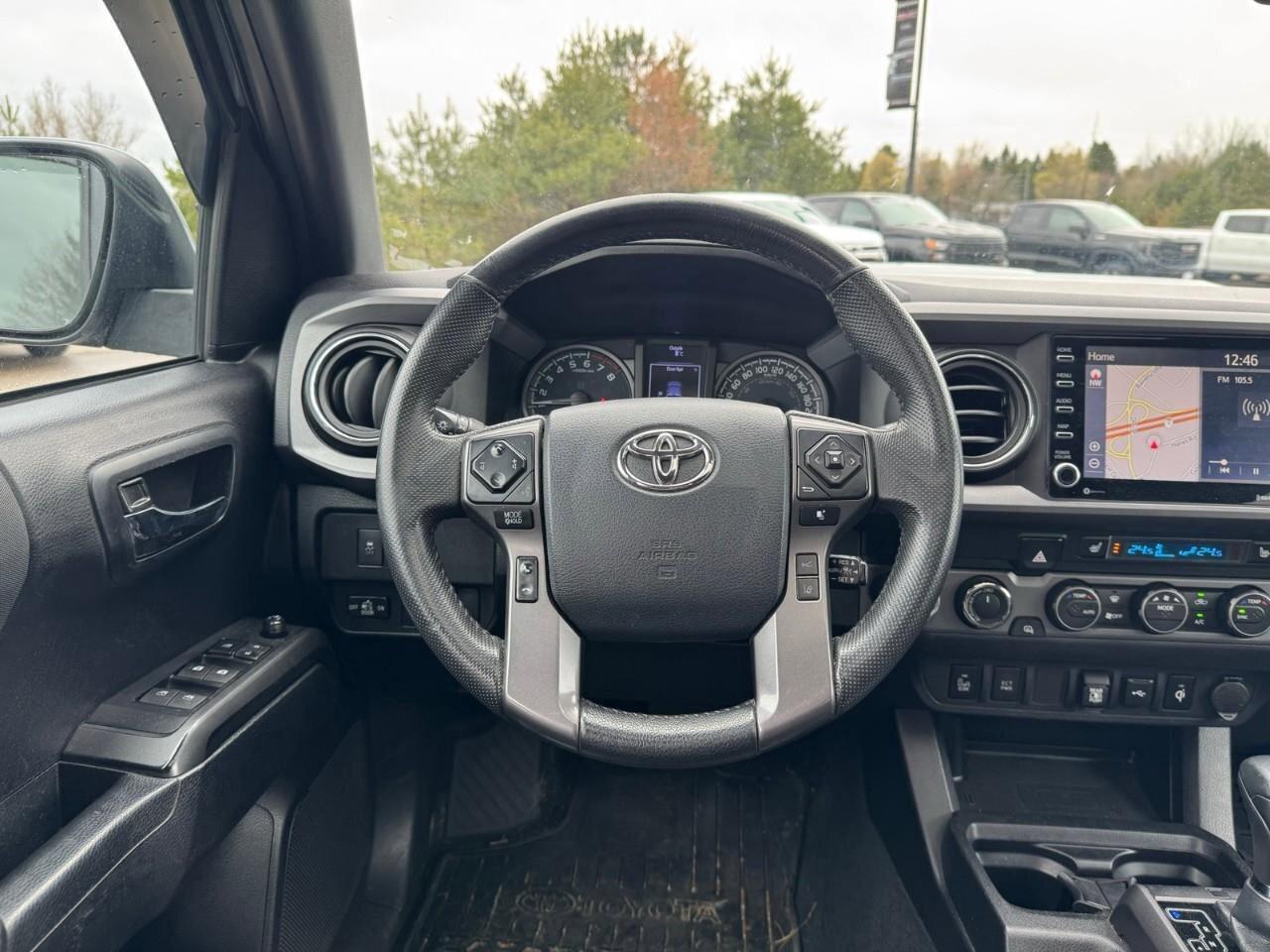 2020 Toyota Tacoma Tonneau Cover   Keyless Entry   Heated Seats Photo