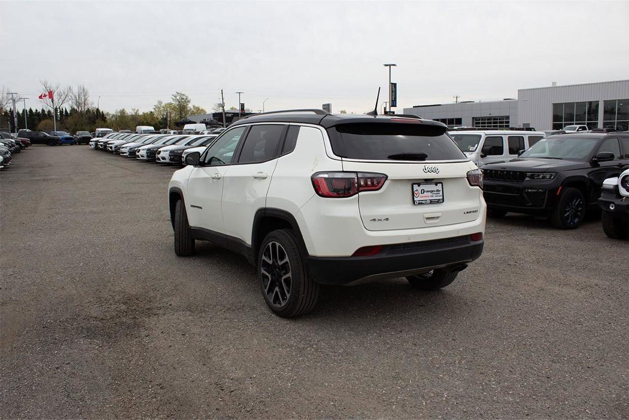 2018 Jeep Compass Limited 4X4 Photo