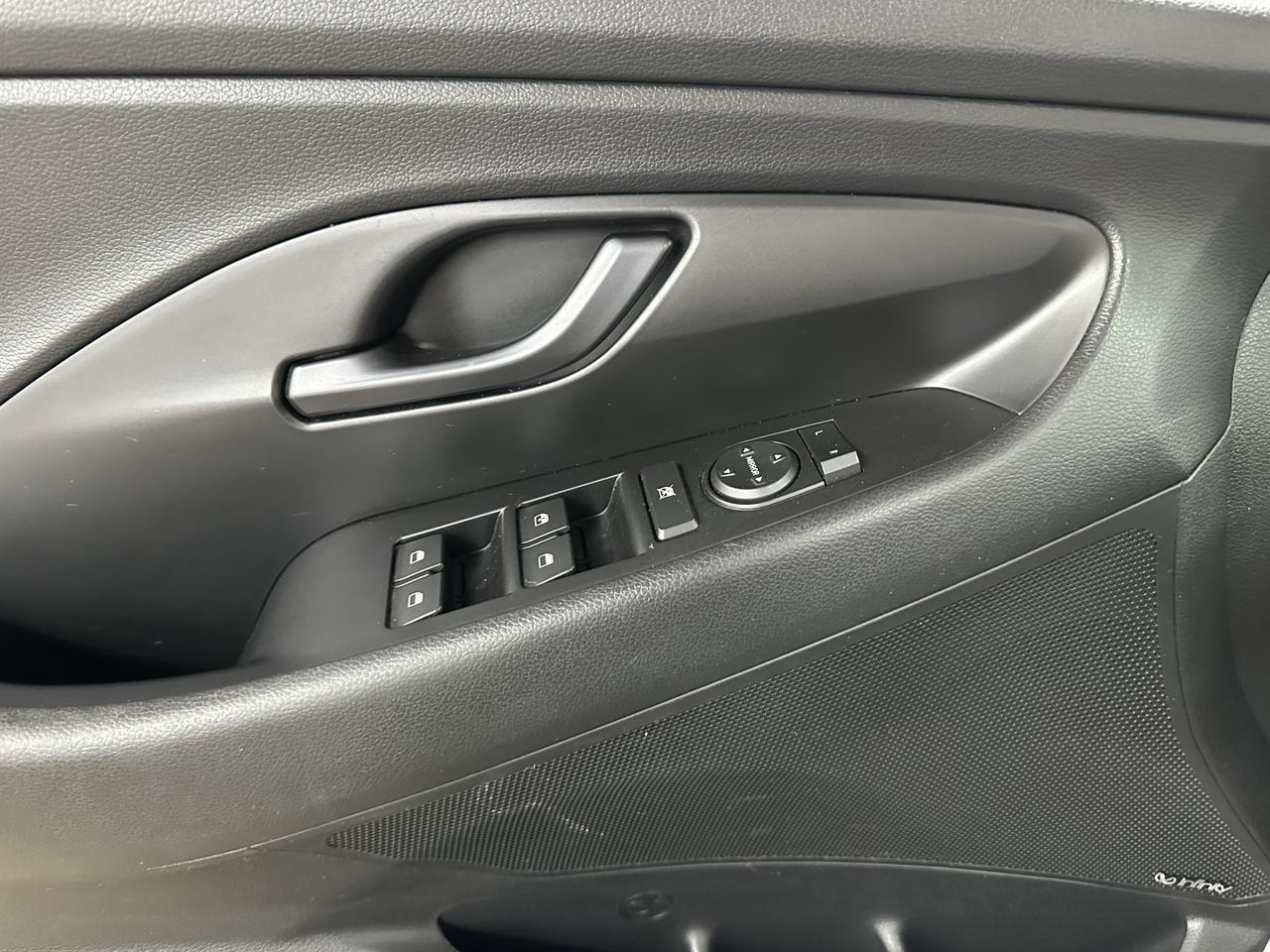 2019 Hyundai Elantra GT N Line Ultimate | PANORAMIC SUNROOF | SMART CRUISE Photo39