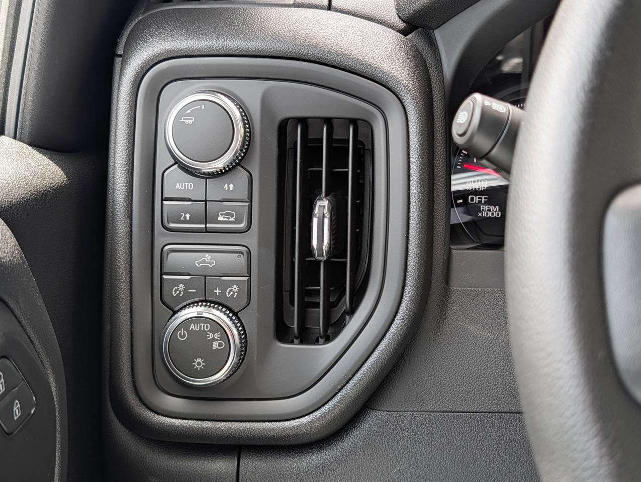 2026 GMC Sierra 1500 PRO Photo