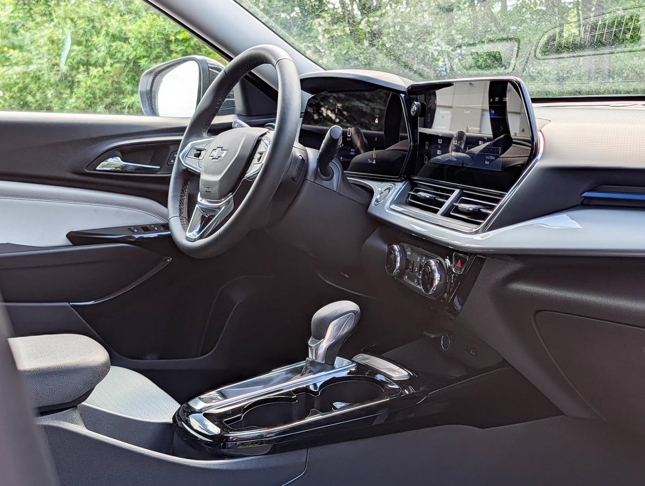 2026 Chevrolet Trax LT Photo