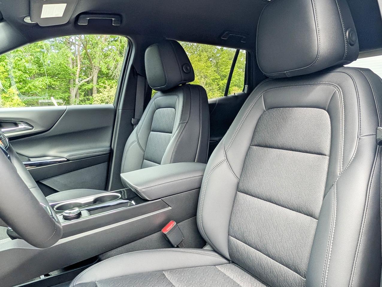 2026 Chevrolet Equinox FWD LT Photo