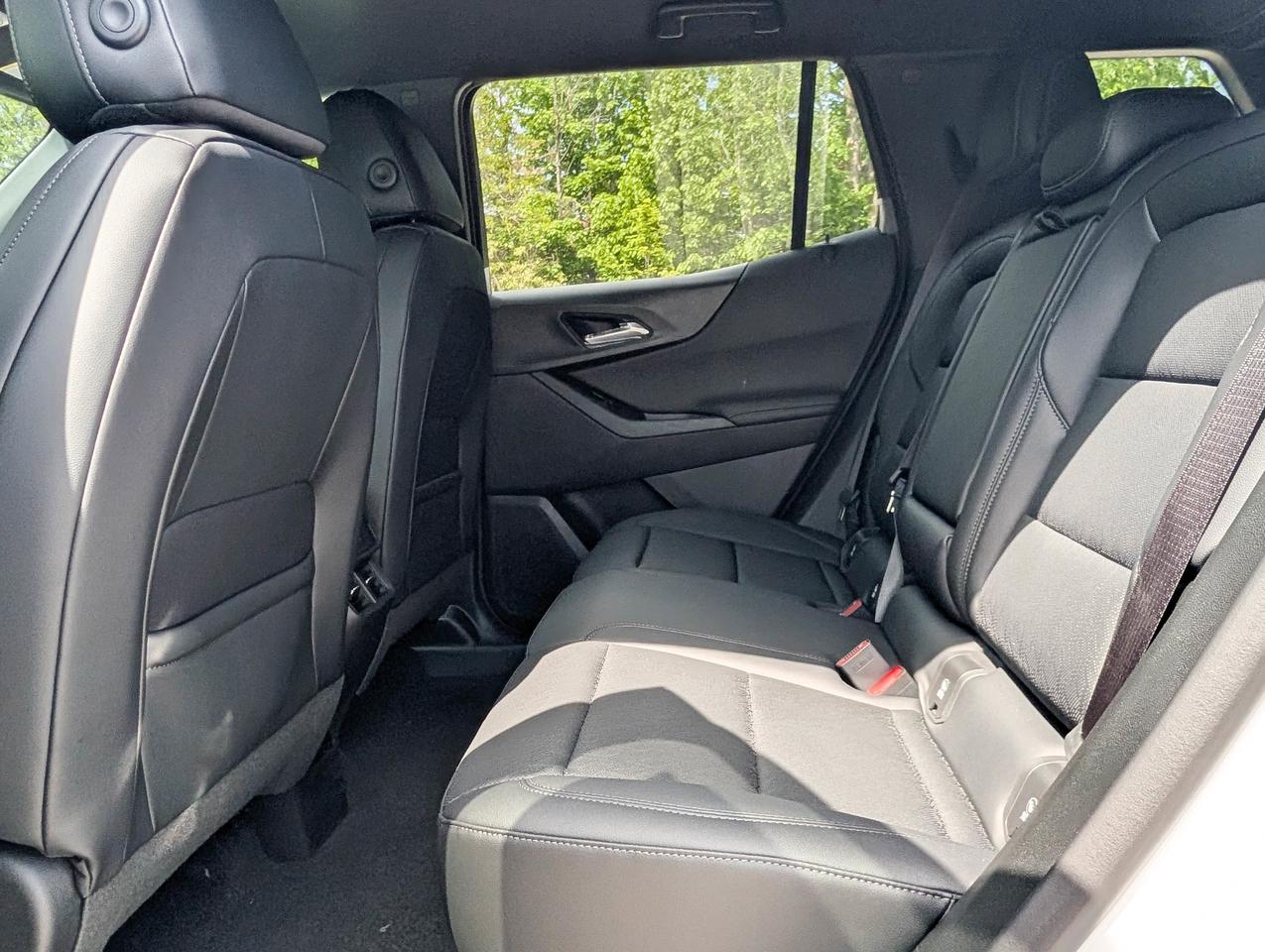 2026 Chevrolet Equinox FWD LT Photo