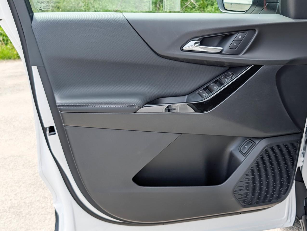 2026 Chevrolet Equinox FWD LT Photo
