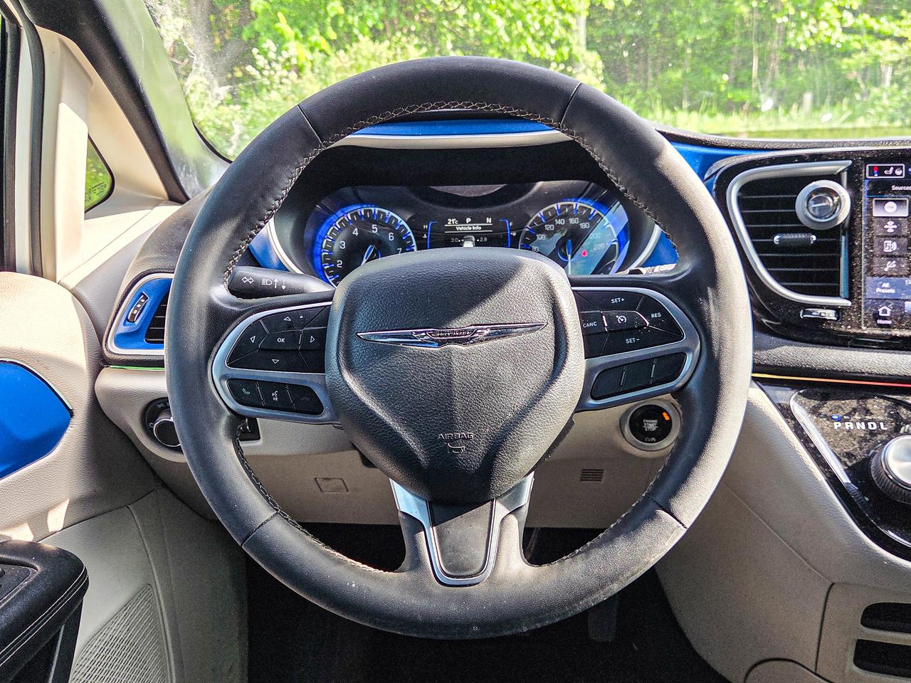 2022 Chrysler Grand Caravan SXT Photo