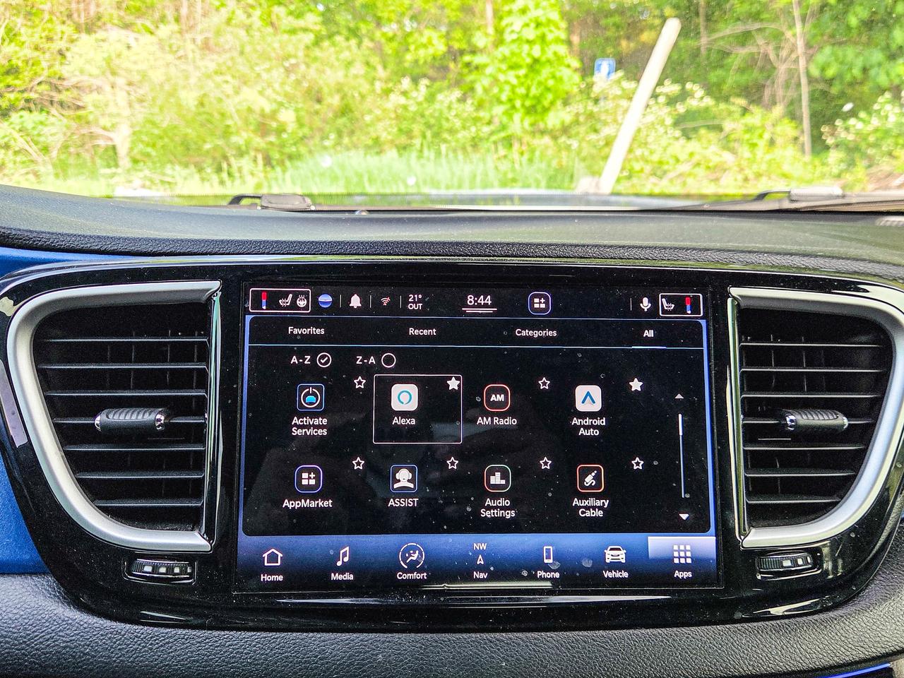 2022 Chrysler Grand Caravan SXT Photo