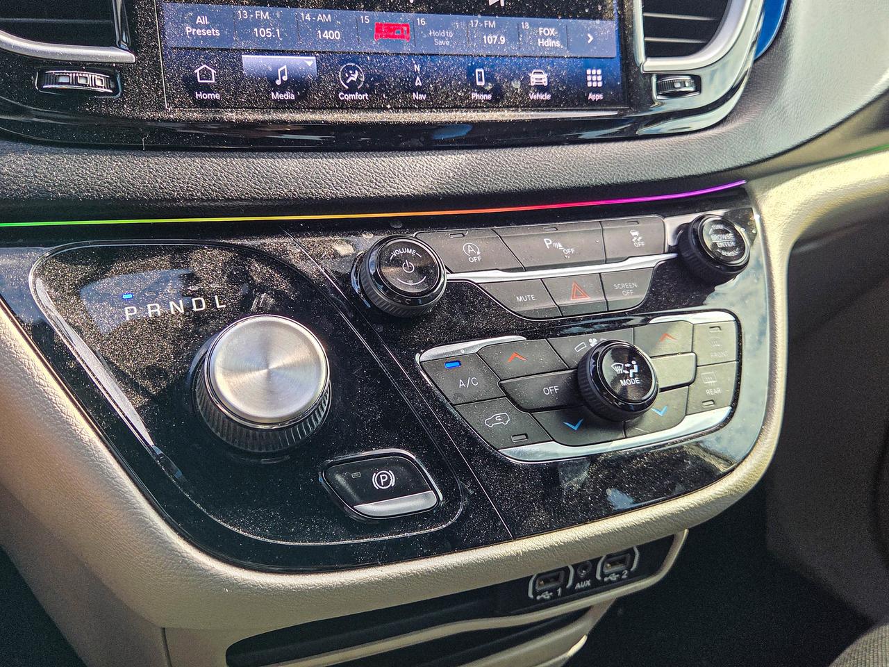 2022 Chrysler Grand Caravan SXT Photo