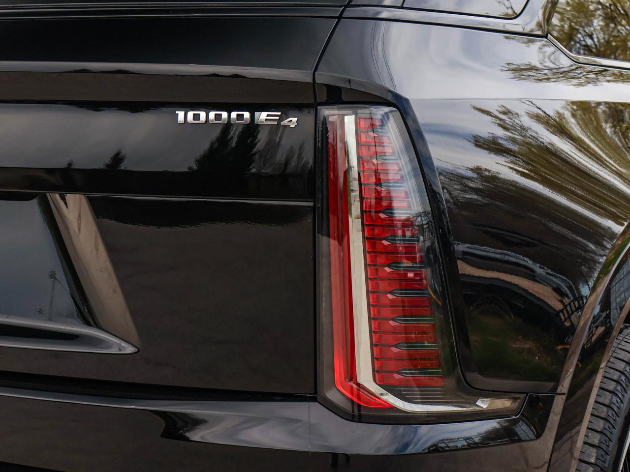 2025 Cadillac Escalade IQ Sport 2 Photo