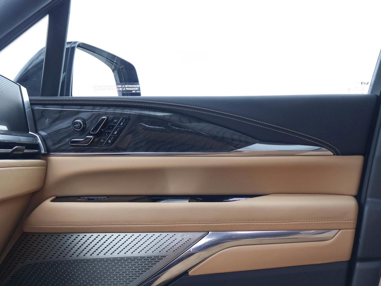 2025 Cadillac Escalade IQ Sport 2 Photo