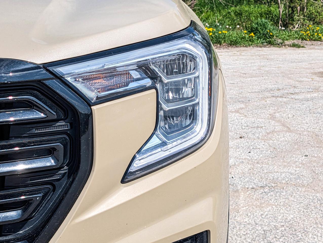 2023 GMC Terrain SLE Photo