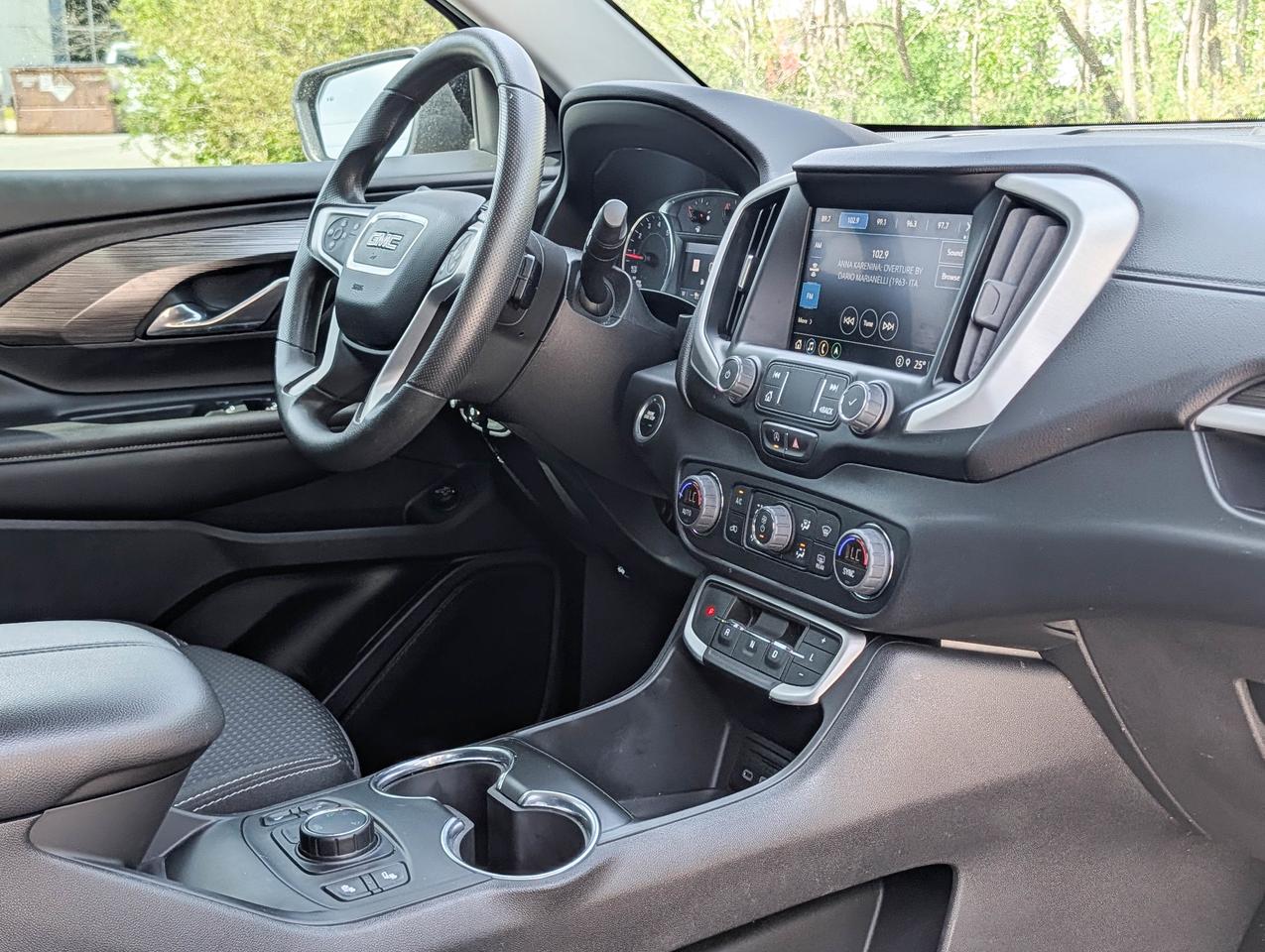 2023 GMC Terrain SLE Photo
